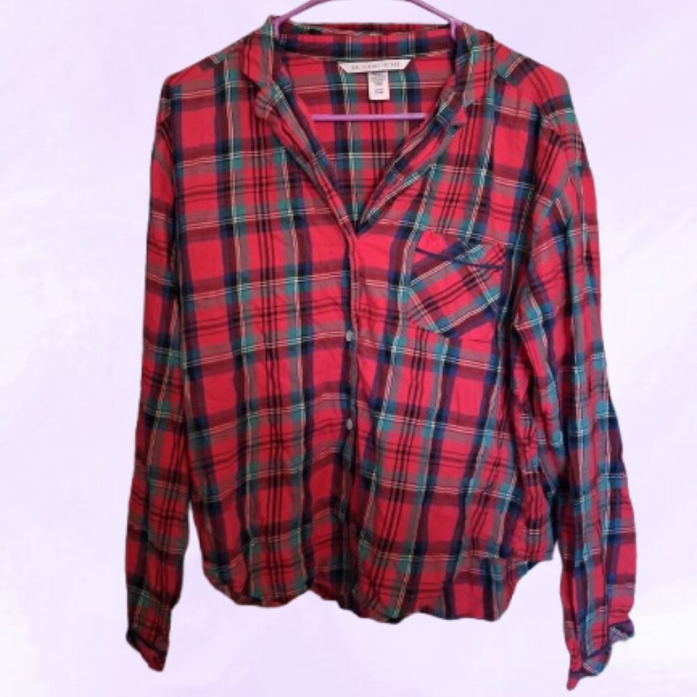 Victoria's Secret plaid flannel pajamas top with pocket in red and green size sm